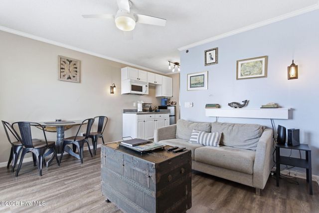 105 Tennessee Avenue Unit 304, Carolina Beach, NC 28428