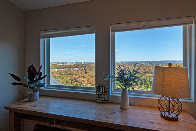 3111 S Vineyards Terrace 5, Branson, MO 65616