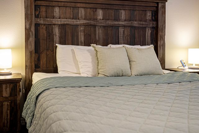 3111 S Vineyards Terrace 5, Branson, MO 65616