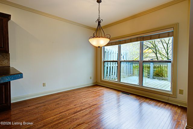 3311 Ridge Brook Cir, Louisville, KY 40245