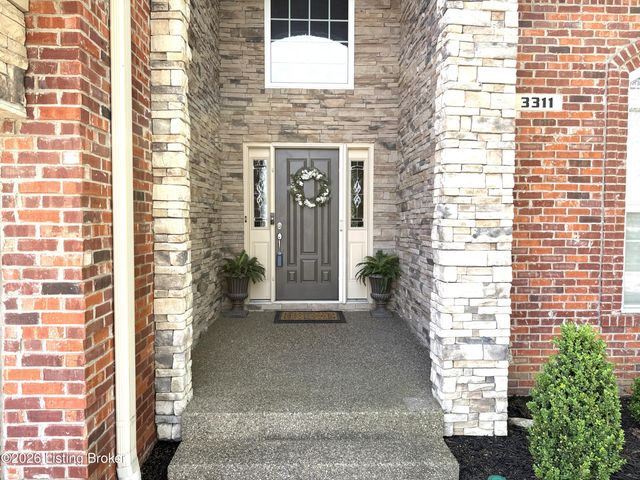 3311 Ridge Brook Cir, Louisville, KY 40245