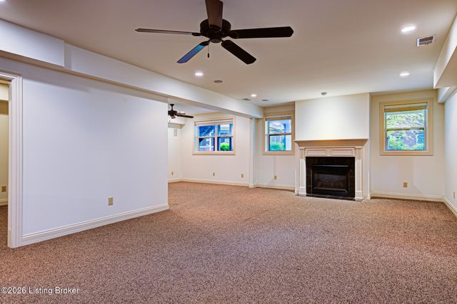 3311 Ridge Brook Cir, Louisville, KY 40245