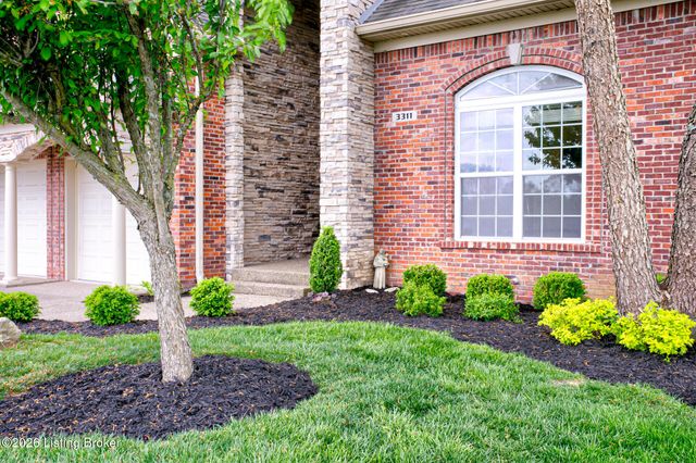 3311 Ridge Brook Cir, Louisville, KY 40245