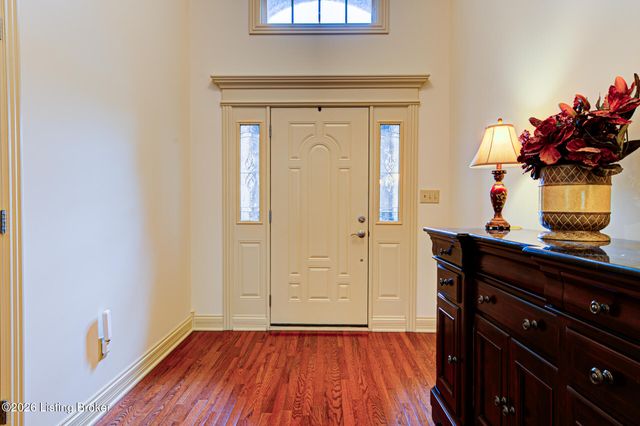 3311 Ridge Brook Cir, Louisville, KY 40245