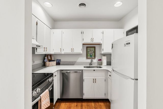 21 Hancock Street 3, Boston, MA 02114