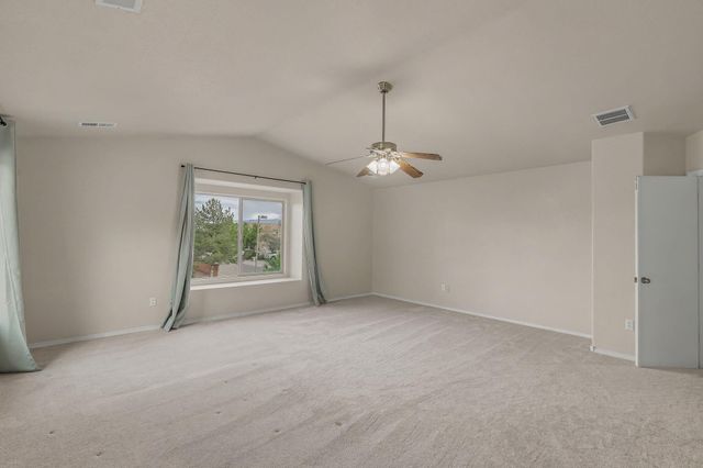 1436 Danzante Drive SE, Rio Rancho, NM 87124