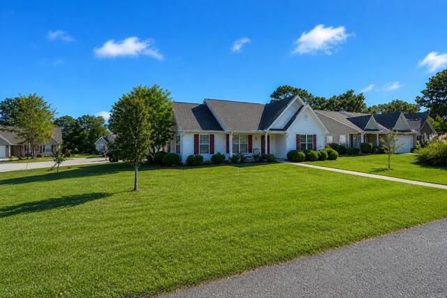 1130 Blue Heron, Manning, SC 29102