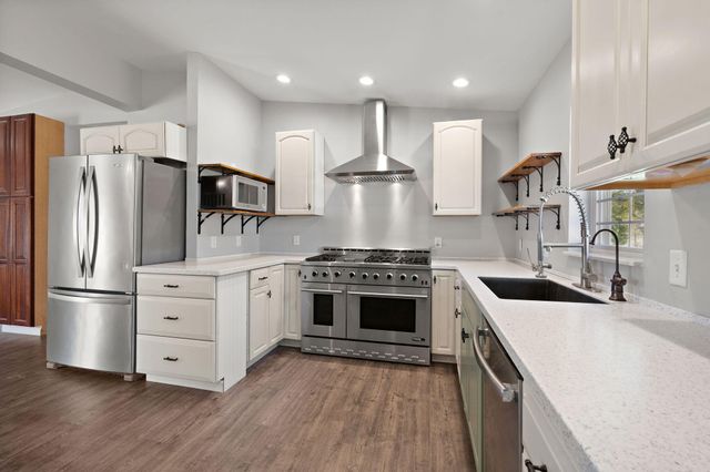 292 S 725 W, Hebron, IN 46341