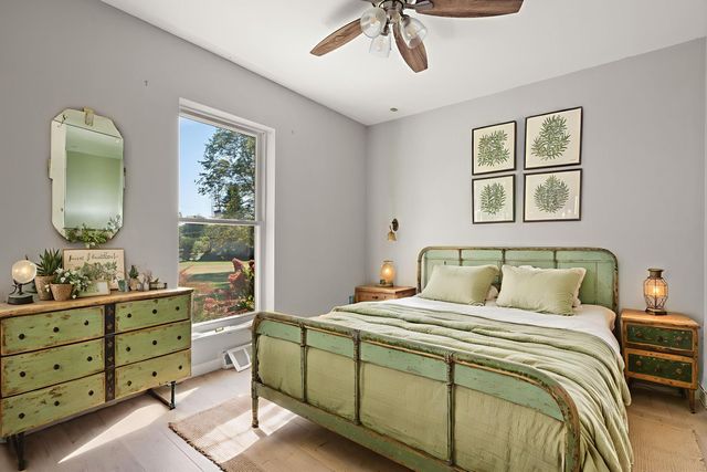 292 S 725 W, Hebron, IN 46341