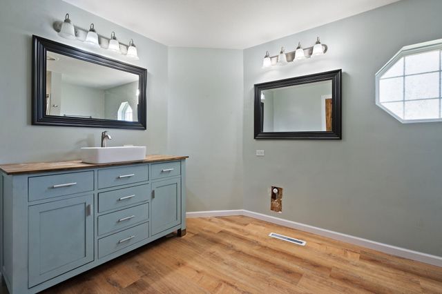 292 S 725 W, Hebron, IN 46341