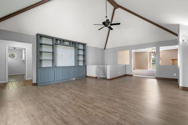 292 S 725 W, Hebron, IN 46341