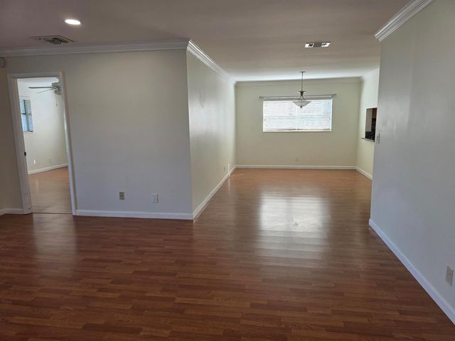 121 Lake Gloria Drive, West Palm Beach, FL 33411