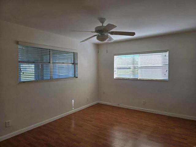 121 Lake Gloria Drive, West Palm Beach, FL 33411