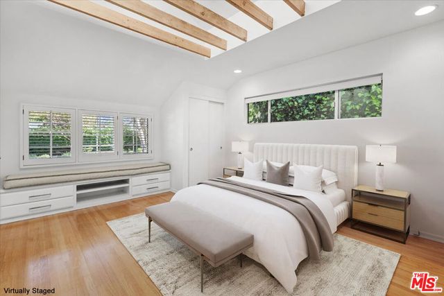 4031 Hollyline Avenue, Sherman Oaks, CA 91423