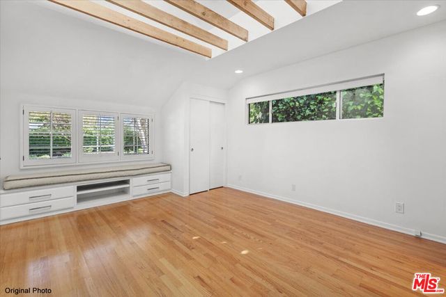 4031 Hollyline Avenue, Sherman Oaks, CA 91423