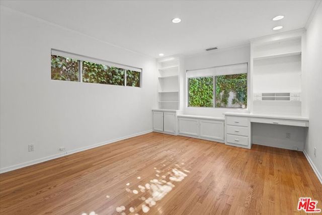 4031 Hollyline Avenue, Sherman Oaks, CA 91423