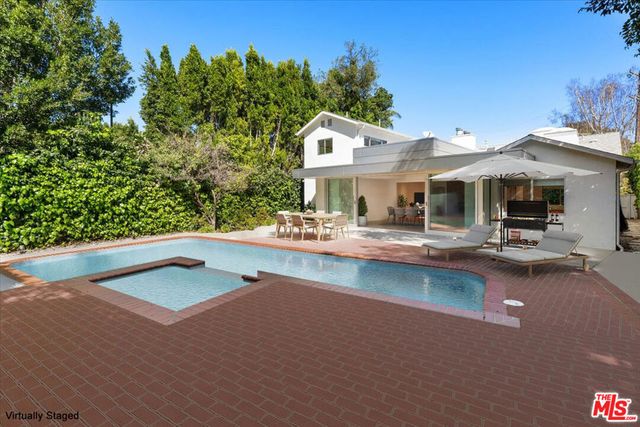4031 Hollyline Avenue, Sherman Oaks, CA 91423