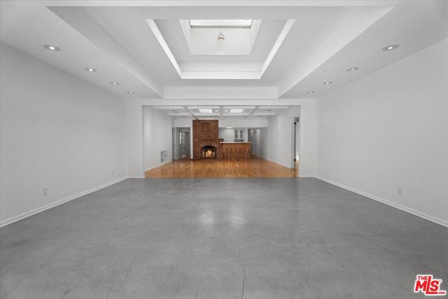 4031 Hollyline Avenue, Sherman Oaks, CA 91423