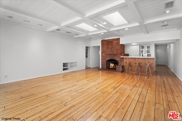 4031 Hollyline Avenue, Sherman Oaks, CA 91423