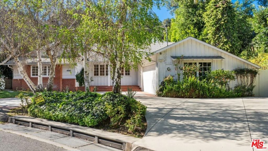 4031 Hollyline Avenue, Sherman Oaks, CA 91423
