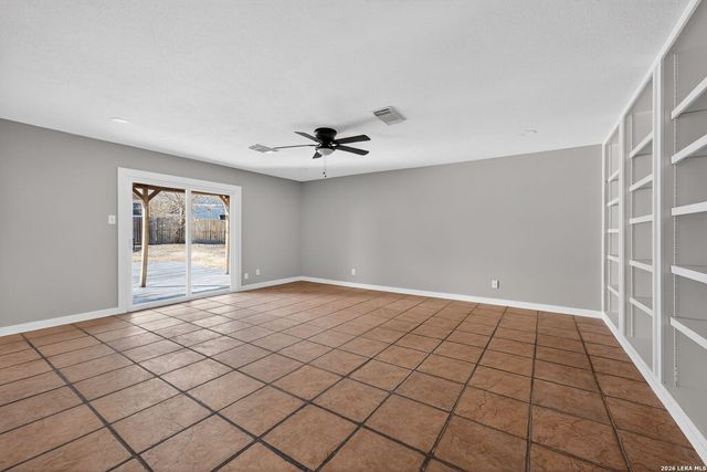 7607 Montford, Converse, TX 78109