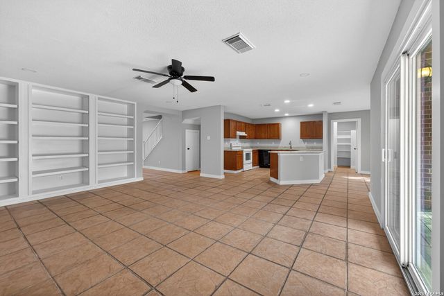 7607 Montford, Converse, TX 78109