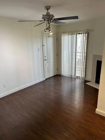 8180 Lemmon Avenue 204, Dallas, TX 75209