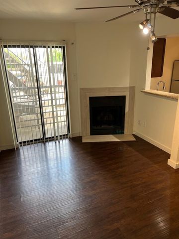 8180 Lemmon Avenue 204, Dallas, TX 75209