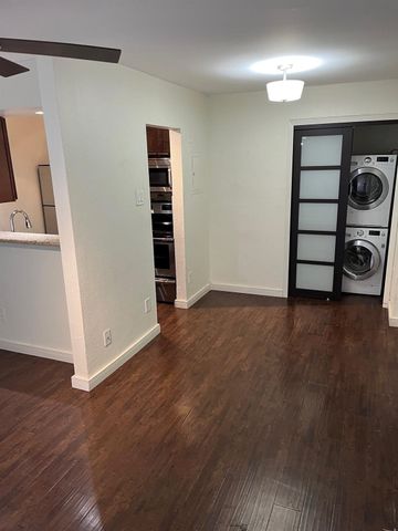 8180 Lemmon Avenue 204, Dallas, TX 75209