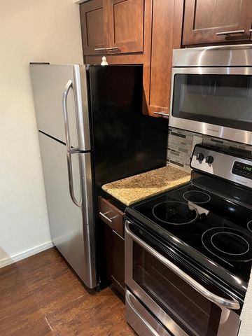 8180 Lemmon Avenue 204, Dallas, TX 75209