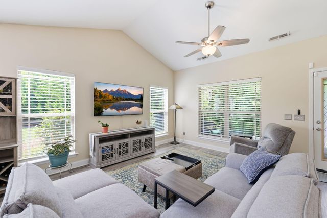 6809 Satya Way, Chattanooga, TN 37412