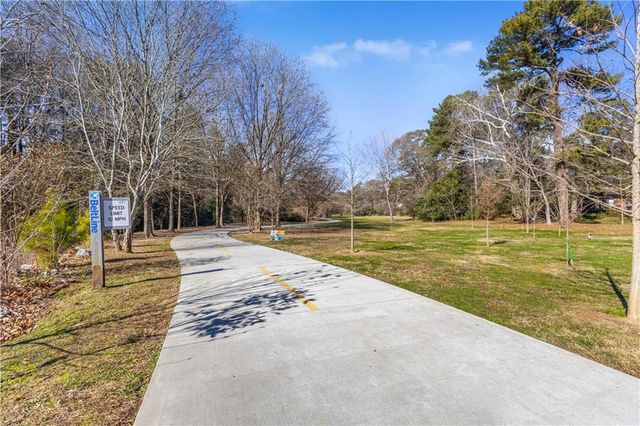 216 Semel NW Circle 355, Atlanta, GA 30309