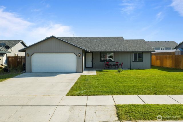 1317 W Electra Street, Moses Lake, WA 98837