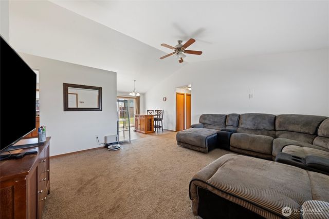 1317 W Electra Street, Moses Lake, WA 98837