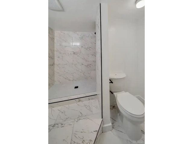 4666 Freeport Way, Denver, CO 80239