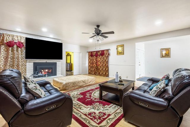 11171 Highway 145, Madera, CA 93637