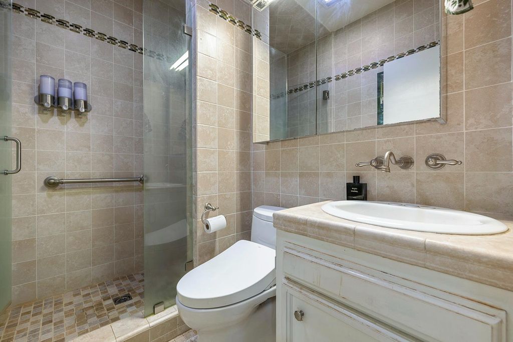 Image 20 of property listing at 11171 Highway 145, Madera, CA 93637
