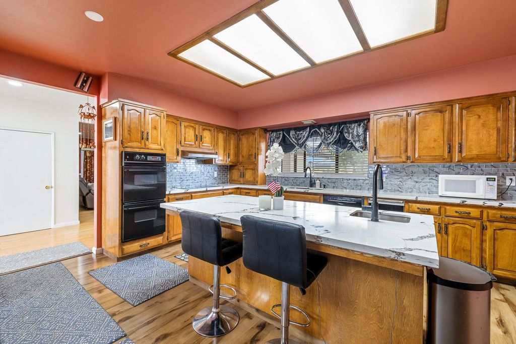 Image 26 of property listing at 11171 Highway 145, Madera, CA 93637