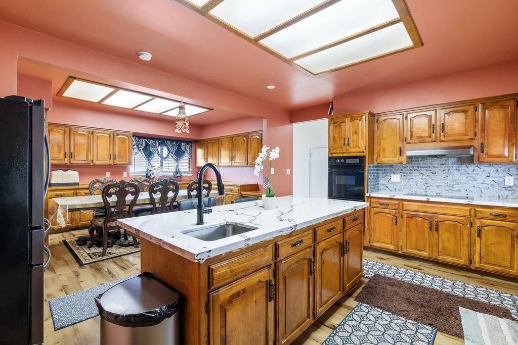 Image 29 of property listing at 11171 Highway 145, Madera, CA 93637