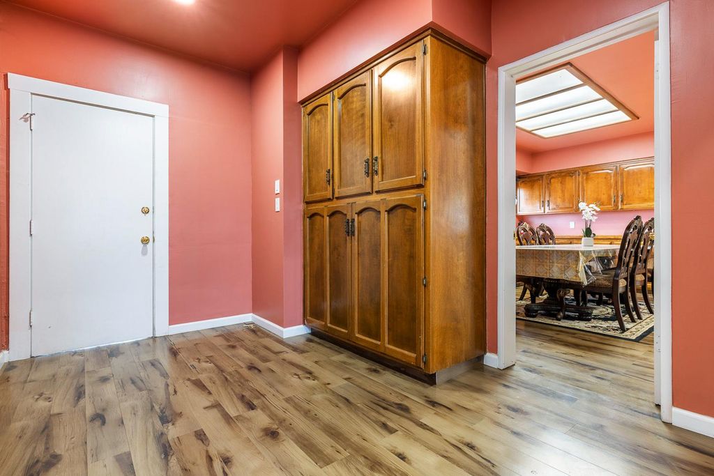 Image 30 of property listing at 11171 Highway 145, Madera, CA 93637