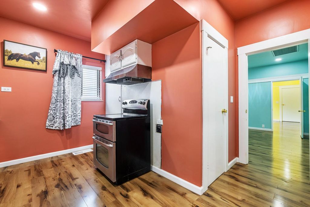 Image 33 of property listing at 11171 Highway 145, Madera, CA 93637