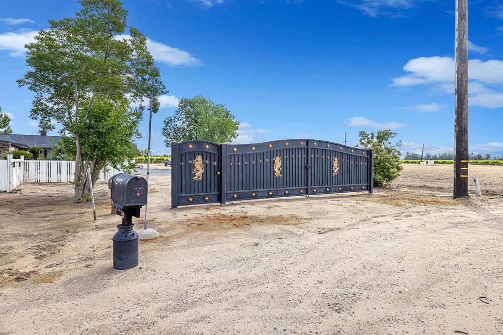 Image 45 of property listing at 11171 Highway 145, Madera, CA 93637