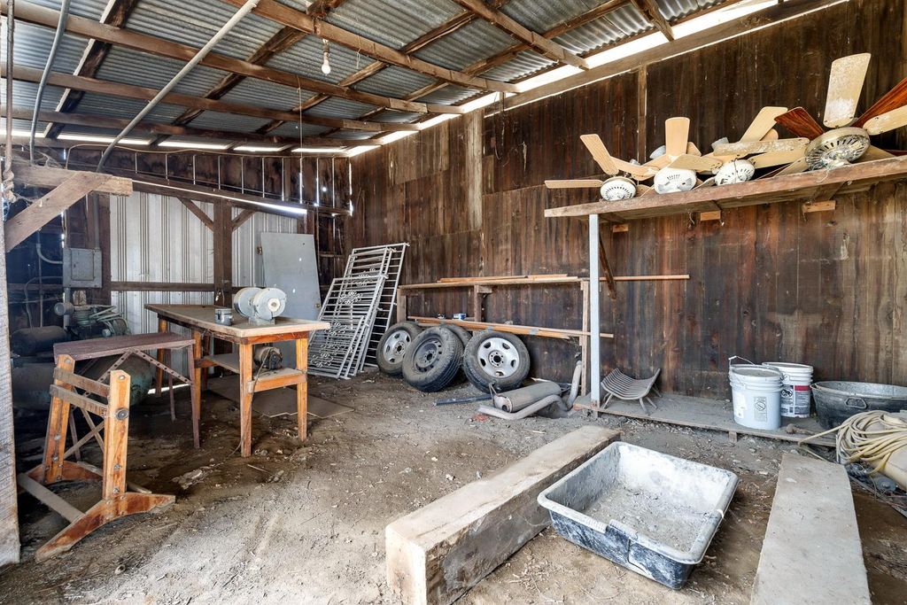 Image 54 of property listing at 11171 Highway 145, Madera, CA 93637