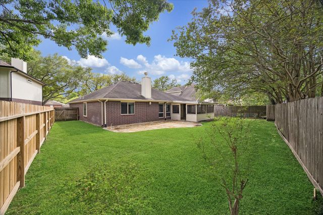1323 W Welsford Drive, Spring, TX 77386