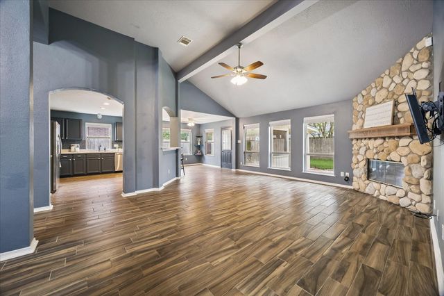 1323 W Welsford Drive, Spring, TX 77386