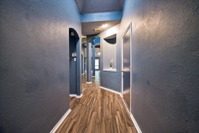 1323 W Welsford Drive, Spring, TX 77386