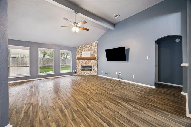 1323 W Welsford Drive, Spring, TX 77386