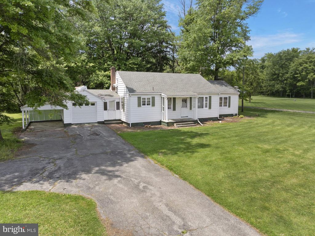 1454 GRANITE STATION RD, Gettysburg, PA 17325