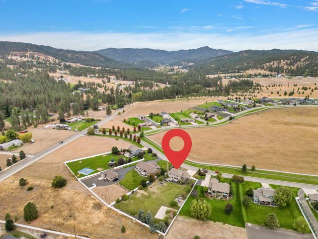 20306 E Happy Trails Ln, Otis Orchards, WA 99027