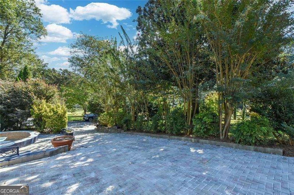6810 Sunny Brook Lane, Sandy Springs, GA 30328 — photo 5